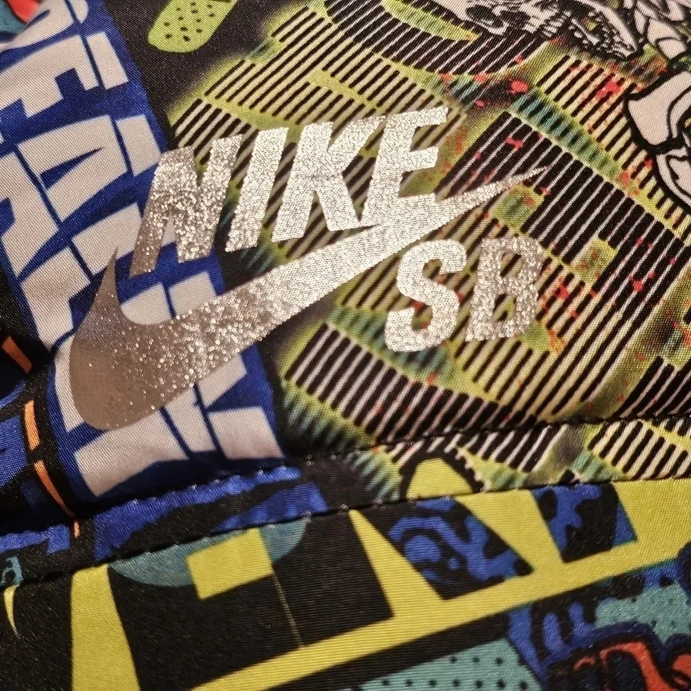 Nike SB Youth Skate Board Reversible Fleece Vest Graphic Red Grey Youth Lg - Picture 5 of 13